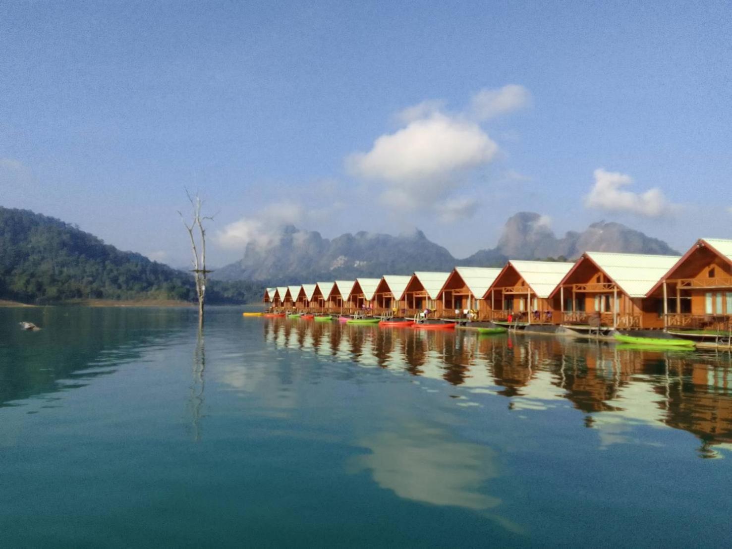 Khaosok Bamboo Huts Resort Khao Sok National Park Esterno foto