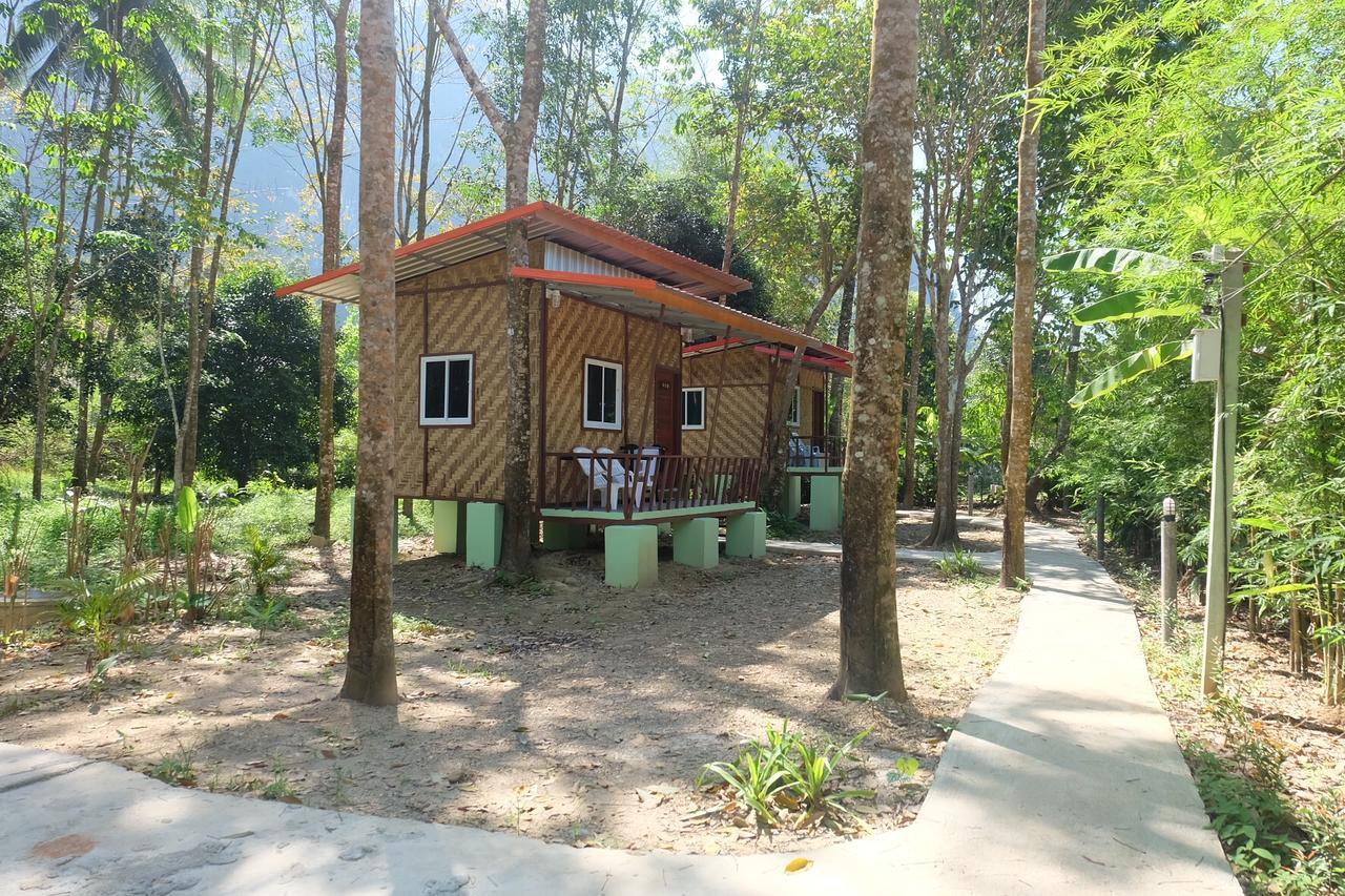 Khaosok Bamboo Huts Resort Khao Sok National Park Esterno foto